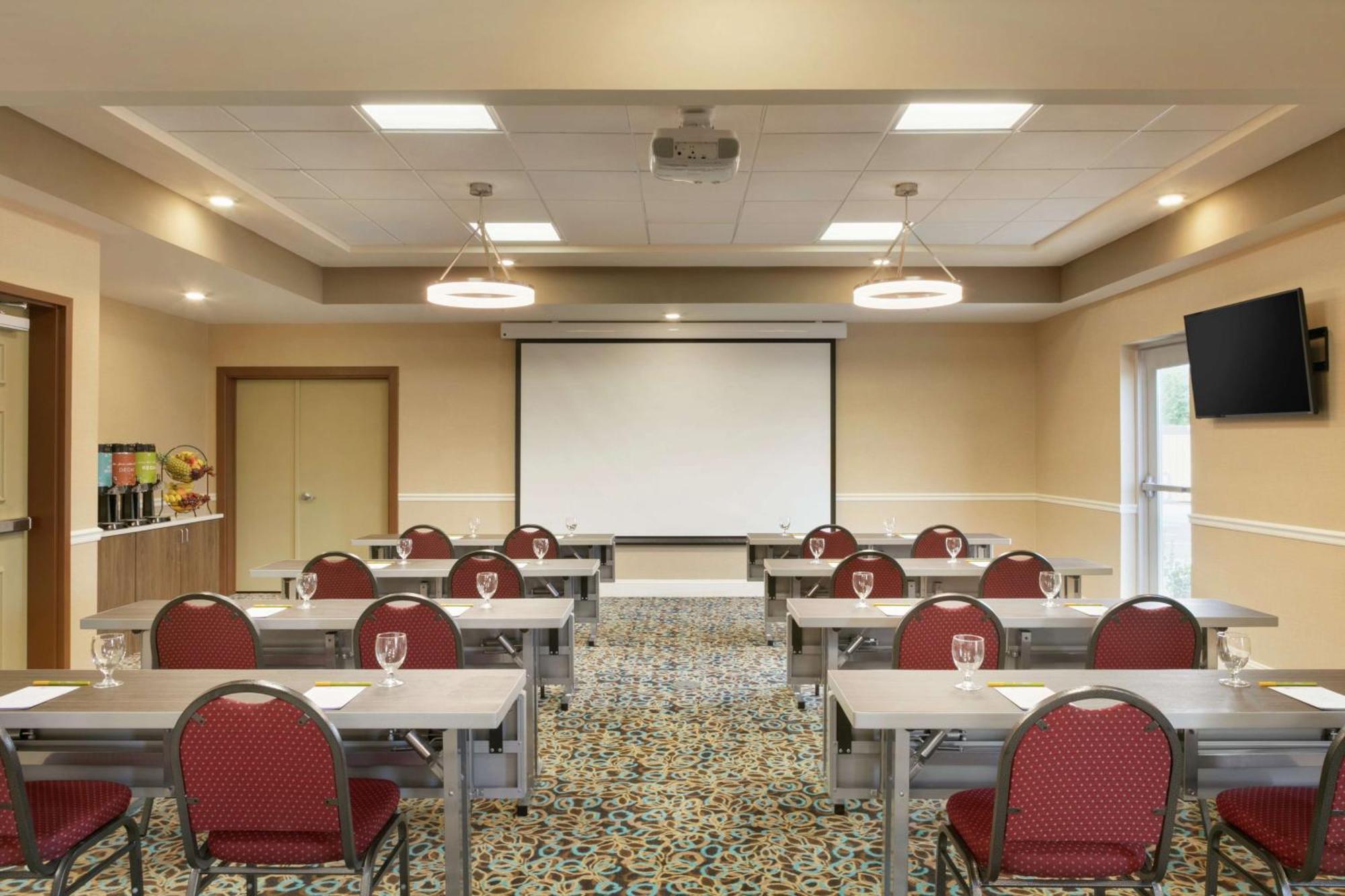 Hilton Garden Inn Statesville Luaran gambar